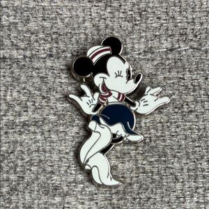 Disney Cruise Line Pin Trading Minnie Mouse Sailor